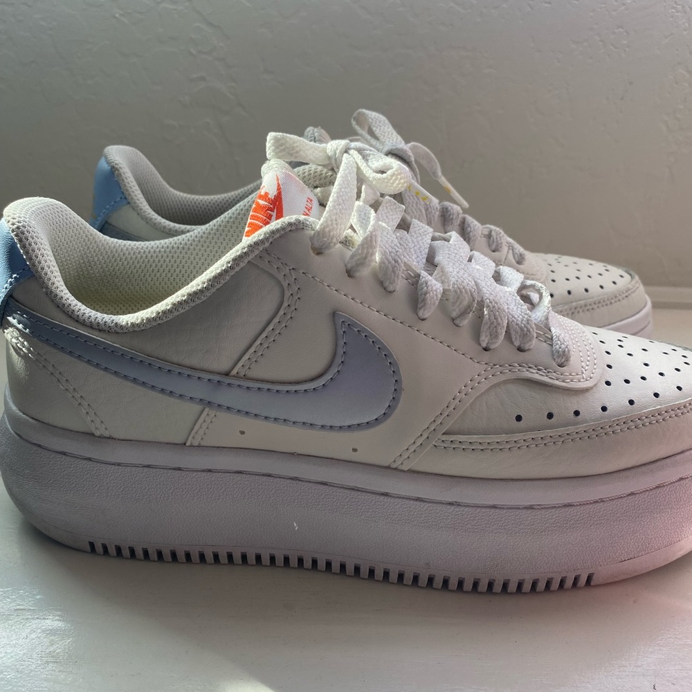 nike court vision alta